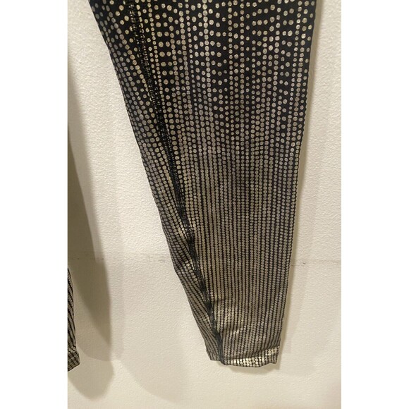 BEYOND YOGA | Drip Dot High Waisted Midi Legging Black Antique Gold | Small - Picture 5 of 8